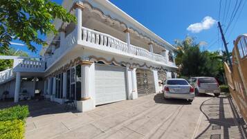 House | Property grounds