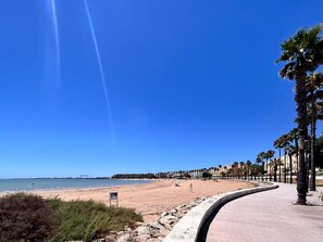 Beach towels - Welcome to paradise in this fabulous house with garden and private swimming pool (Puerto Real)