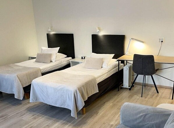 1 bedroom, WiFi, bed sheets