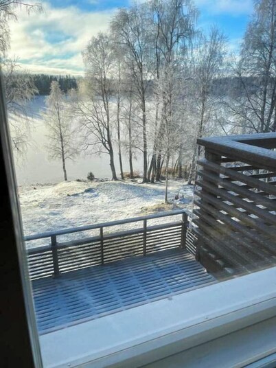 Studio with mini kitchen overlooking the lake