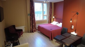 1 bedroom, WiFi, bed sheets - Large Double Room - Lapin Satu Hotel (Lapland)