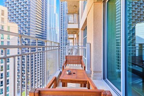 Deluxe Apartment, City View | Balcony - bnbme | Stand Point Tower A | 1BR + Study Room (Dubai)