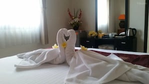 Superior Double Room, 1 Queen Bed, Non Smoking, Private Bathroom | Living area - Tuban Torres Accomodation (Tuban)