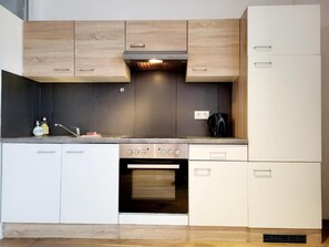 Apartment | Eigene Küche | Espressomaschine, Wasserkocher mit Kaffee-/Teezubehör, Wasserkocher