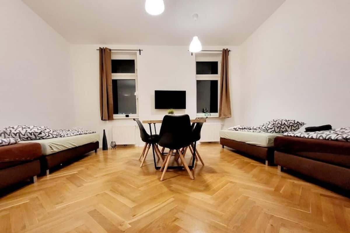 1 bedroom, blackout drapes, soundproofing, iron/ironing board