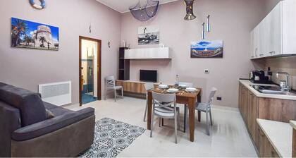 Charming 3-bedroom estate with AC, WiFi in Reggio Calabria