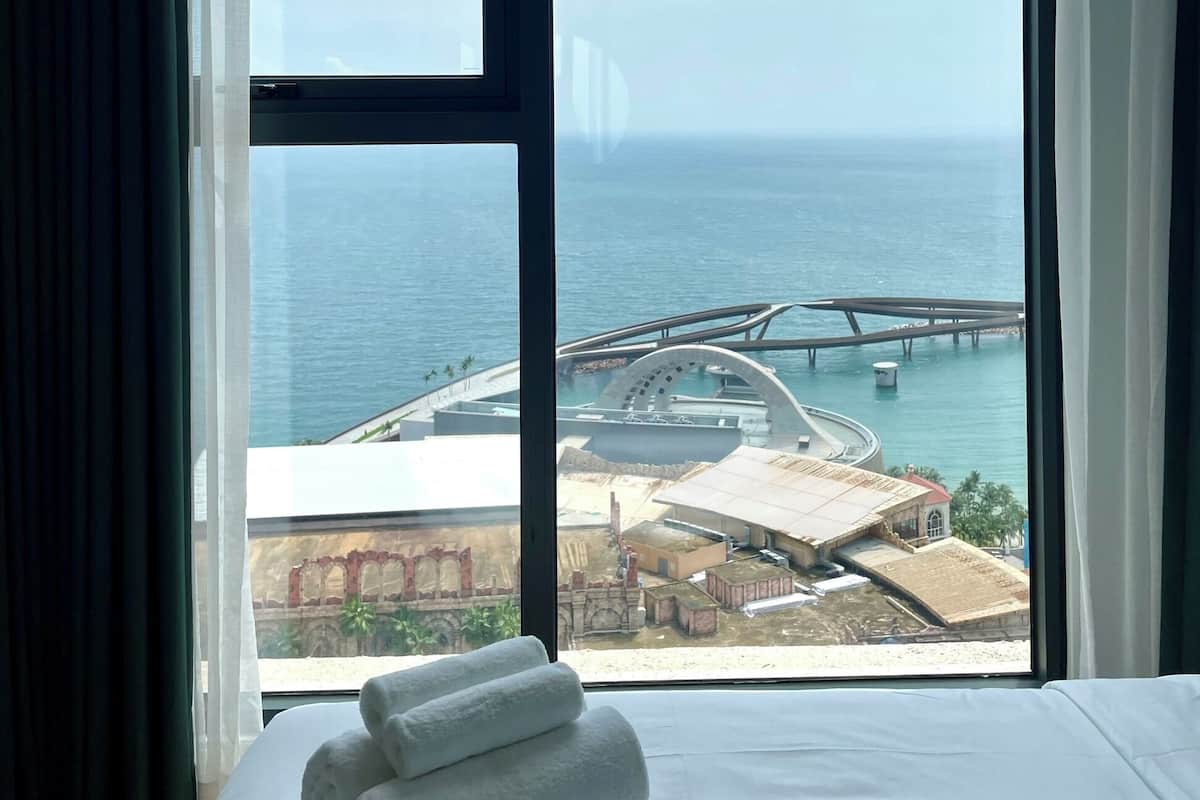 Premier Apartment, 2 Bedrooms, Kitchenette, Ocean View