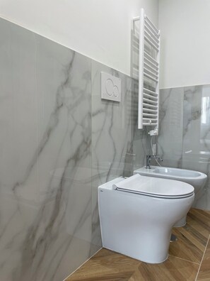 Chambre Classique, vue ville | Salle de bain