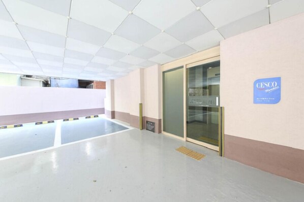 Entrada al alojamiento