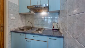Room - Apartment Basic 3 in Vir (Vir)
