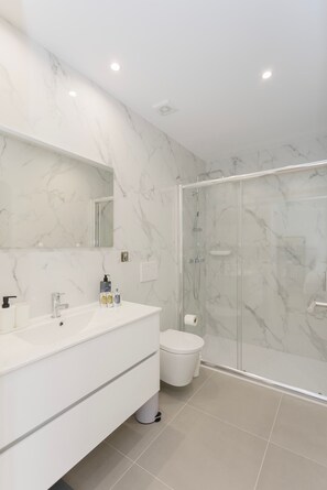 House | 3 bedrooms, iron/ironing board, Internet - Liiiving in Matosinhos- Colorwave Terrace House (Matosinhos)