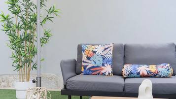 House | 3 bedrooms, iron/ironing board, Internet