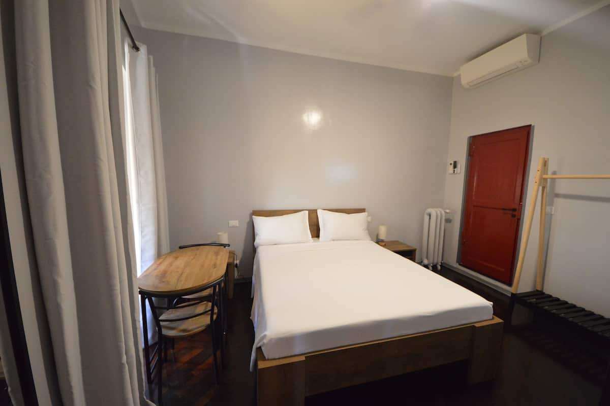 Habitación doble estándar | 1 habitación y caja de seguridad en la habitación