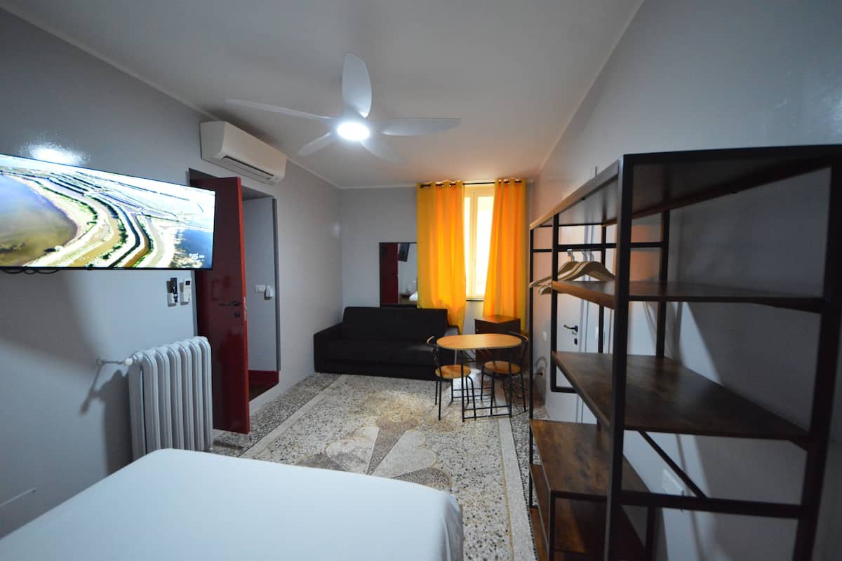 1 habitación y caja de seguridad en la habitación