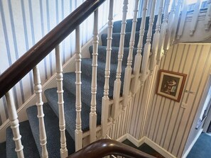 Handrails in hallways - Helen's Hotel  (London)