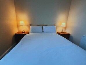 Standard Double Room | Free WiFi