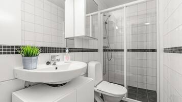 Basic Apartment, Balcony | Bathroom