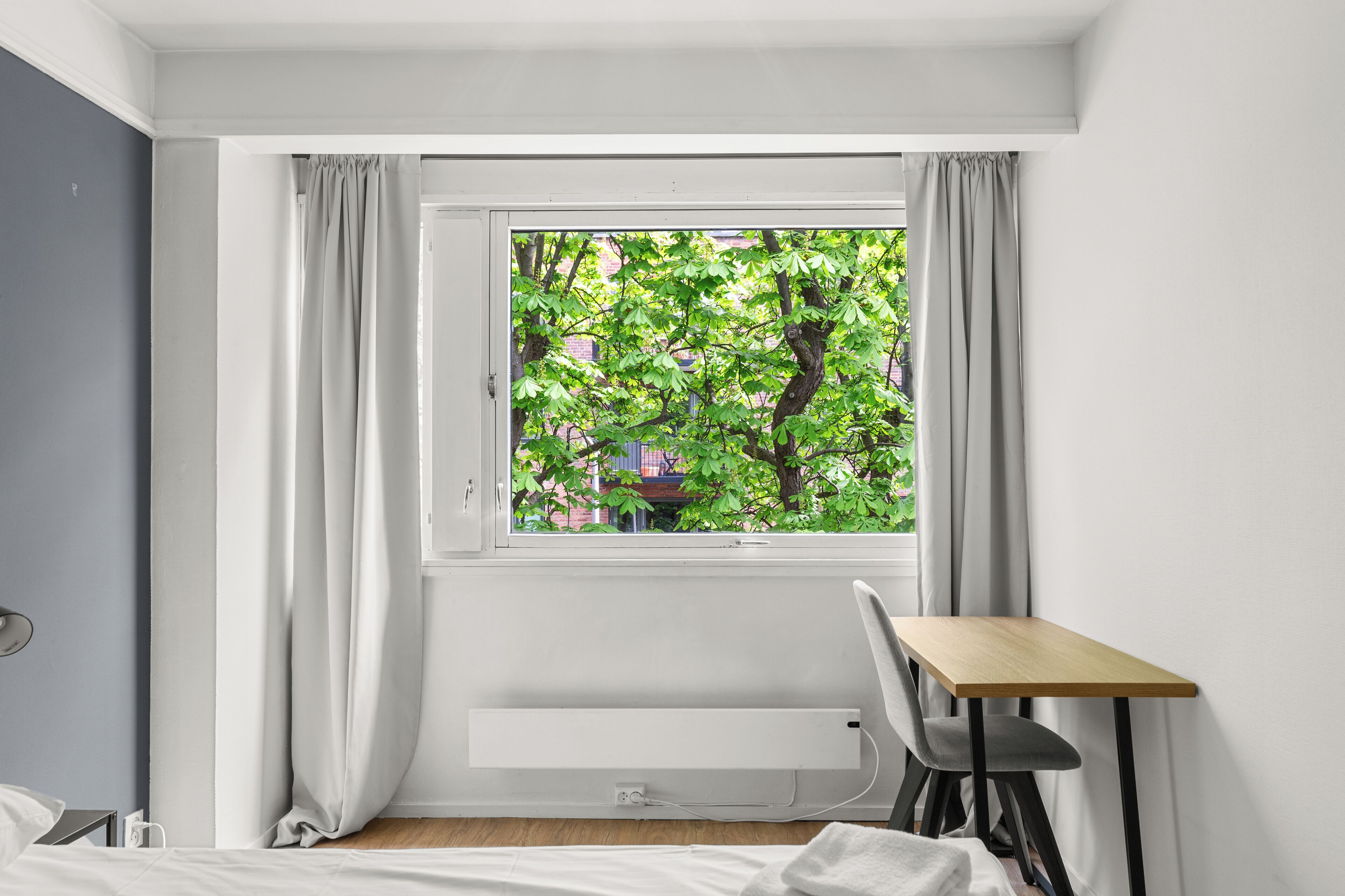 Basic Apartment, Balcony