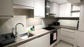 Fridge, microwave, oven, dishwasher