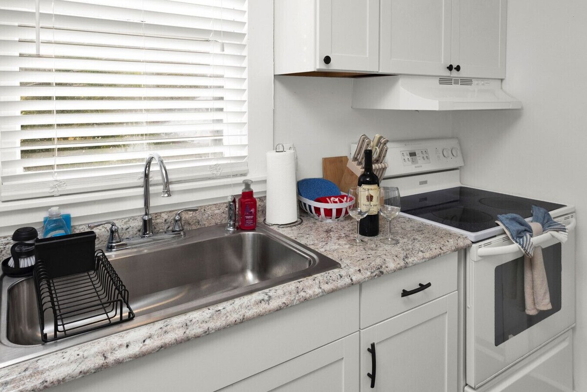 Photo 13 of Cedar Street Retreat - Unit C