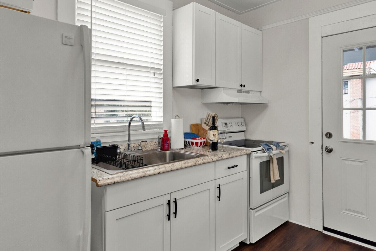 Photo 14 of Cedar Street Retreat - Unit C