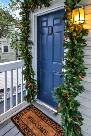 Exterior detail - Cedar Street Retreat - Unit D (St. Augustine)