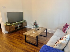 TV - Cedar Street Retreat - Unit D (St. Augustine)