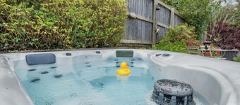 The Old Stables  - sleeps 2 guests  in 1 bedroom