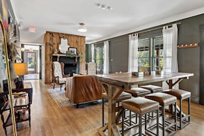 Reception - Peri Social House (Black Mountain)