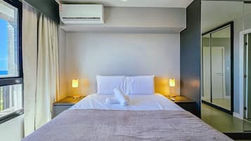 Signature Apartment | Blackout drapes, iron/ironing board, free WiFi
