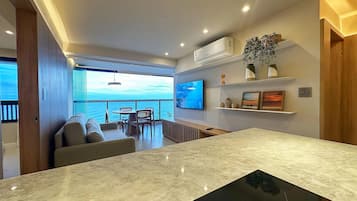 Apartament presidencial | Sala d'estar | Televisor de pantalla plana