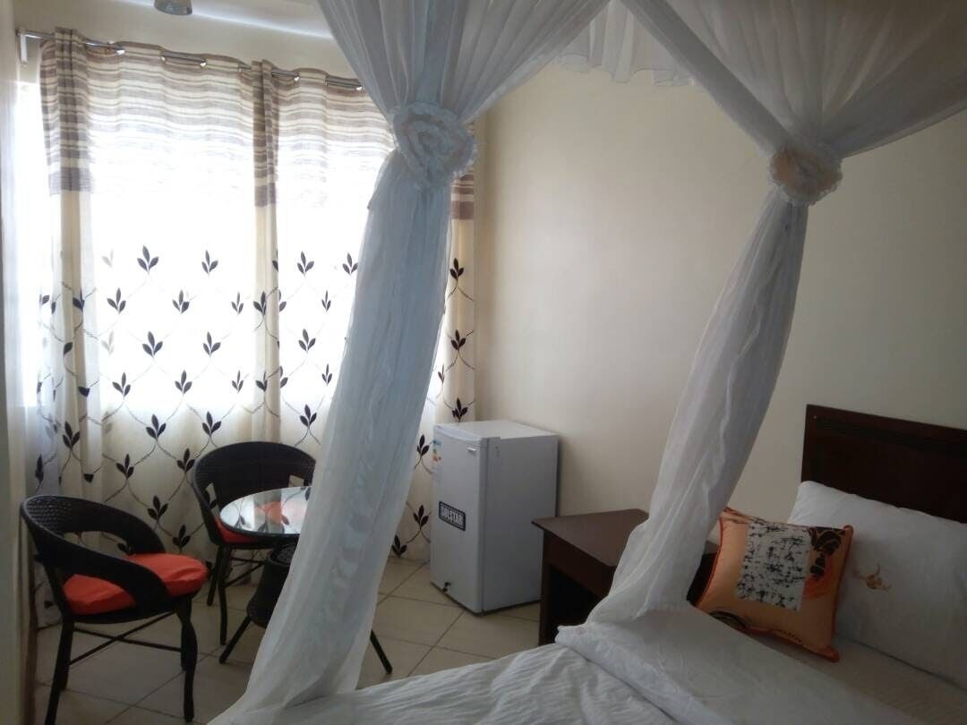 Quarto casal básico, vista para o vinhedo | Wi-Fi de cortesia