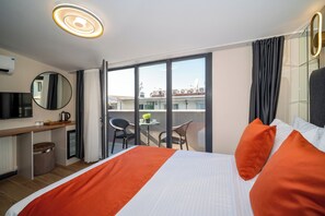 King Room with Terrace | Terrace/patio - Robin Hotel (Istanbul)