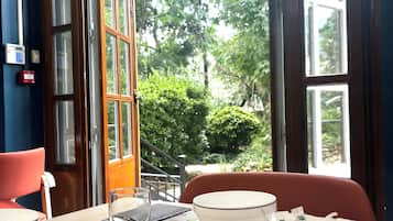 Desayuno continental incluido todos los días