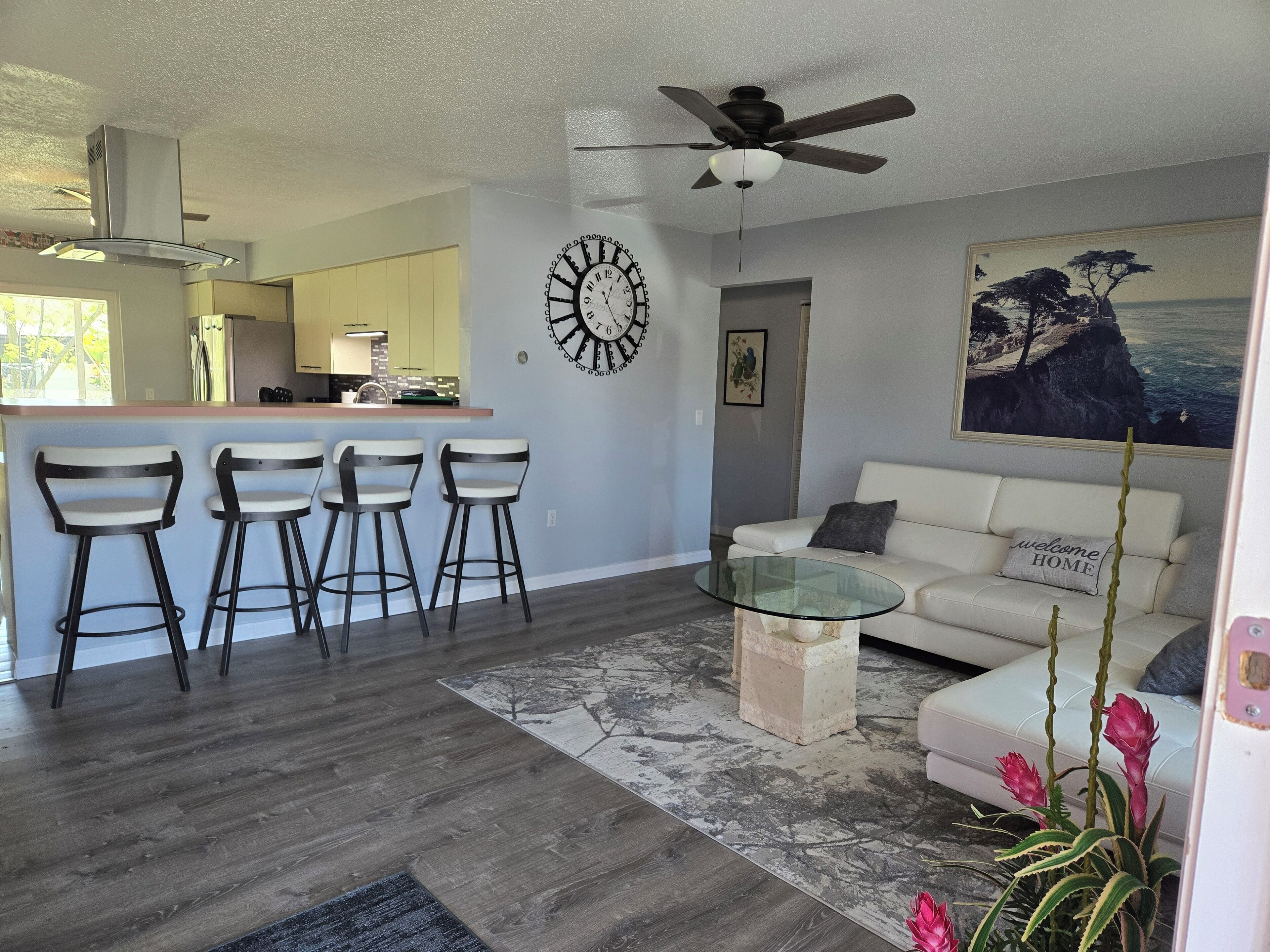 Newly Renovated 3-br 2 Bath Home. Close To Restaurants & Mineral Springs - 노스 포트