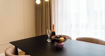 Bloom Downtown Suites