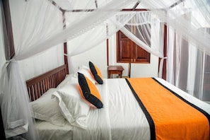 Deluxe Room, Balcony, Partial Sea View