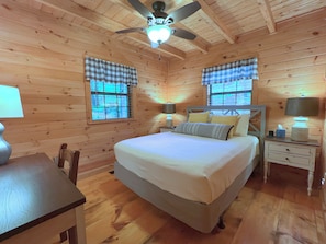 3 bedrooms, desk, iron/ironing board, travel cot