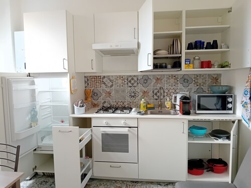 A mae riva - Your home at the Old Port, in the historic center of Genoa.