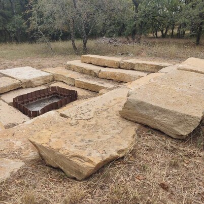 7 Tiny Town Hico - Big Texas Ranch Experience