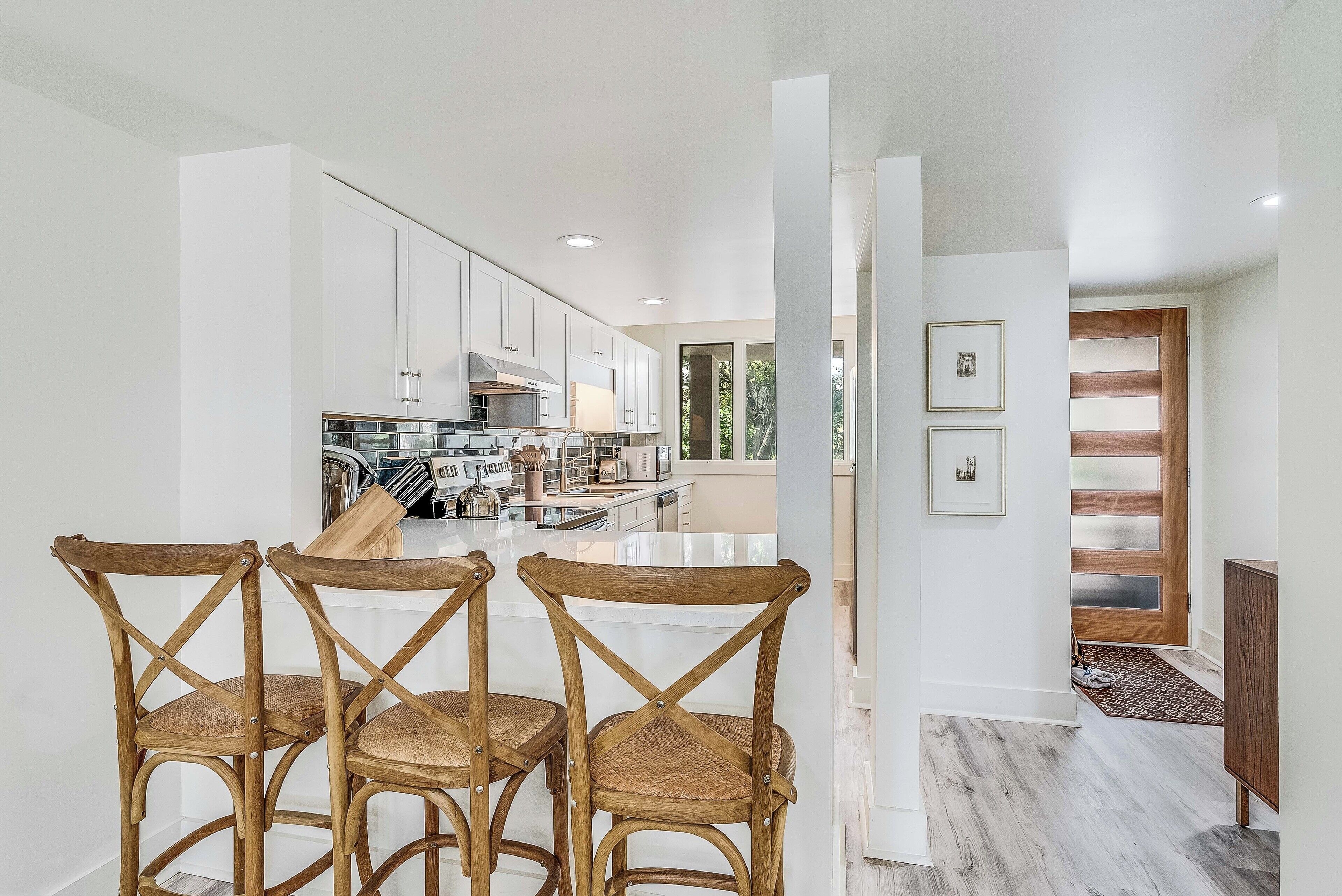 冰箱、微波炉、烤箱、炉灶