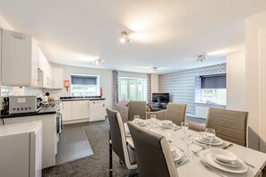 Fridge, microwave, oven, dishwasher - Auchenlarie Courtyard No 2 -  a cottage that sleeps 6 guests  in 4 bedrooms (Gatehouse of Fleet)