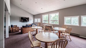 Dining - One Bedroom Cascades A-24, direct access from outside, sleeps 6 (Newry)