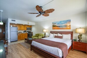 Iron/ironing board, WiFi, bed sheets