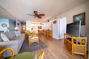 DVD player - Royal Kahana Maui Ocean View 1 Bedroom (Lahaina)