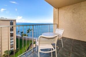 Property grounds - Royal Kahana Maui 1117 Ocean View Studio (Lahaina)