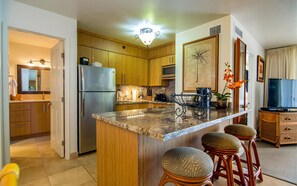 Réfrigérateur, four, plaque de cuisson, lave-vaisselle