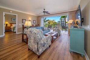 TV - Honua Kai Hokulani 305 Ocean View 2 Bedroom 2 Bath (Lahaina)