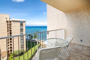 Property grounds - Royal Kahana Maui 1018 Ocean View Studio (Lahaina)