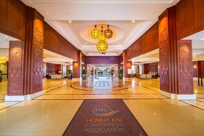 Lobby - Honua Kai Partial Ocean View 1 Bedroom (Lahaina)